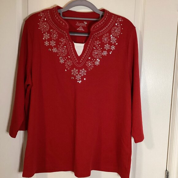Traditions Country Collection Women's Red 3/4 Sleeve Top V-Neck Embellishments - Picture 1 of 6